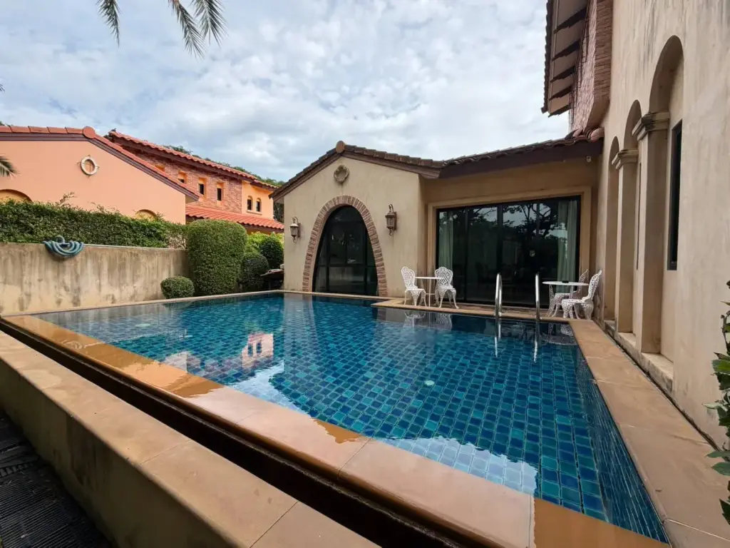 3 Bedroom House for Rent in Bang Sare, Pattaya, Thailand — 3-bedroom House — photo 1