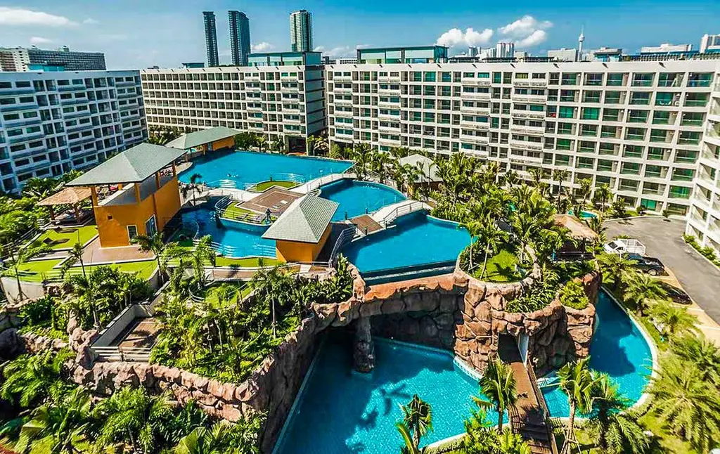 Resort-style condo pool in Jomtien, Pattaya