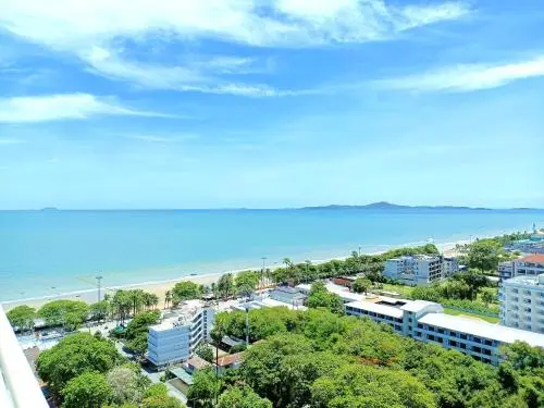 Wong Amat sea view luxury condo