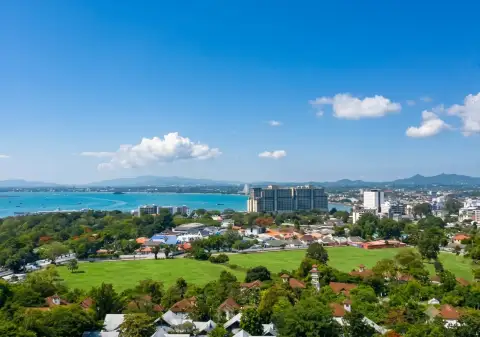 1 Bedroom Condo for Sale at Riviera Wong Amat Beach panoramic view of Pattaya bay and coastline