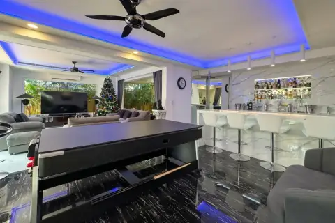3 Bedroom House for Sale in Chateau Dale second bedroom
