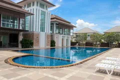 Coco Park Sirisa 21 — 独栋屋 in Bang Lamung, Pattaya, photo 3 of 5