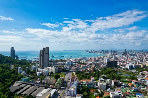 1 Bedroom Condo for Sale at Grand Solaire Pattaya aerial view of Pattaya city skyline and coastline