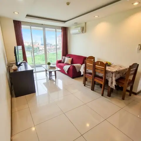 1 Bedroom Condo for Sale at Hyde Park Residence 2 dining and lounge space with balcony city view