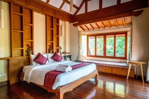 Maison 4 chambres à vendre et à louer à Dharawadi – photo 3