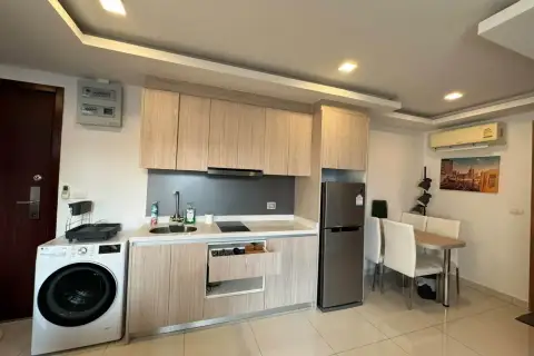 2 Bedroom Condo for Rent at Arcadia Beach Resort, Pattaya, Thailand — 2-bedroom Condo — photo 3