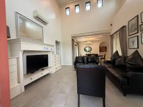 3 Bedroom House for Rent in Bang Sare, Pattaya, Thailand — 3-bedroom House — photo 2