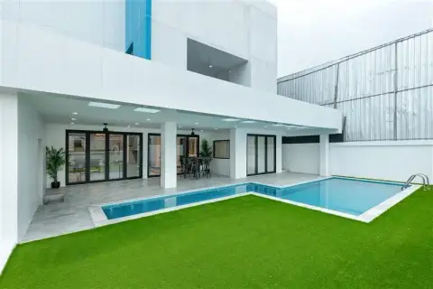 5 Bedroom House for Rent at Casa Jomtien, Pattaya, Thailand — 5-bedroom House — photo 2