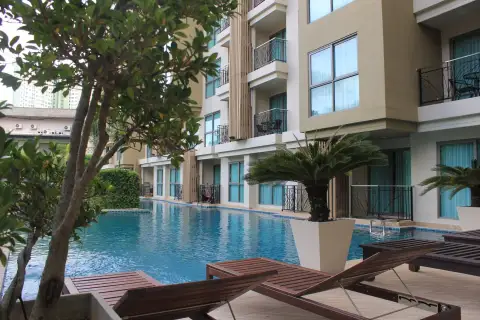 City Garden Tropicana fitness center with treadmills, elliptical machines and free weights