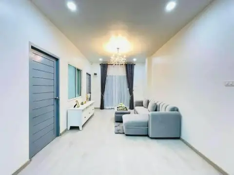 2 Bedroom Townhouse for Sale in East Pattaya, Pattaya, Thailand — 2-bedroom Townhouse — photo 3