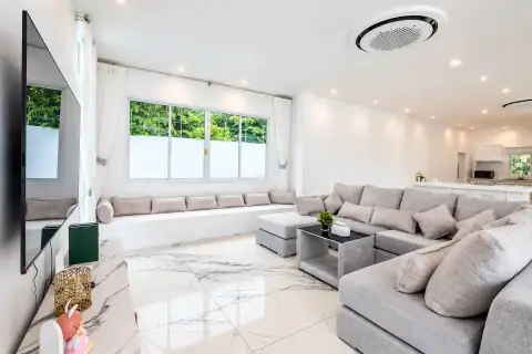 4 Bedroom House for Rent in East Pattaya, Pattaya, Thailand — 4-bedroom House — photo 3