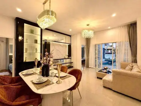 5 Bedroom House for Rent in East Pattaya, Pattaya, Thailand — 5-bedroom House — photo 2