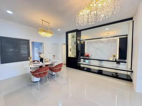 5 Bedroom House for Rent in East Pattaya, Pattaya, Thailand — 5-bedroom House — photo 4