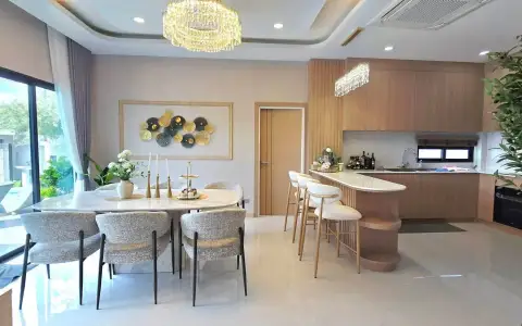 4 Bedroom House for Sale in Jomtien, Pattaya, Thailand — 4-bedroom House — photo 2