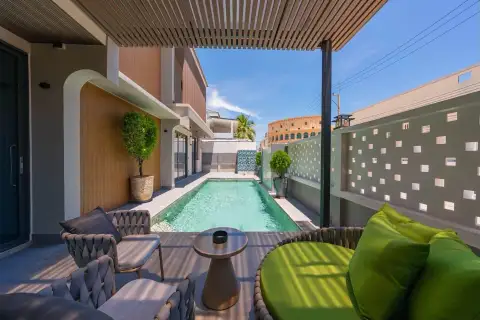 5 Bedroom House for Sale at Eakmongkol Thepprasit, Pattaya, Thailand — 5-bedroom House — photo 3
