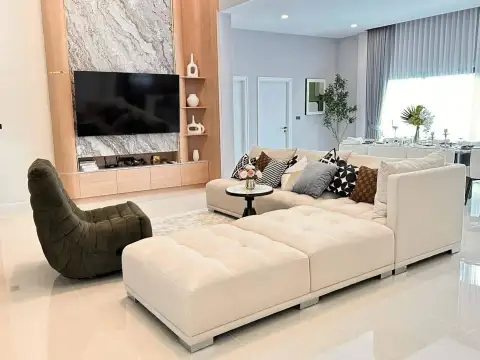 5 Bedroom House for Rent in Jomtien, Pattaya, Thailand — 5-bedroom House — photo 3