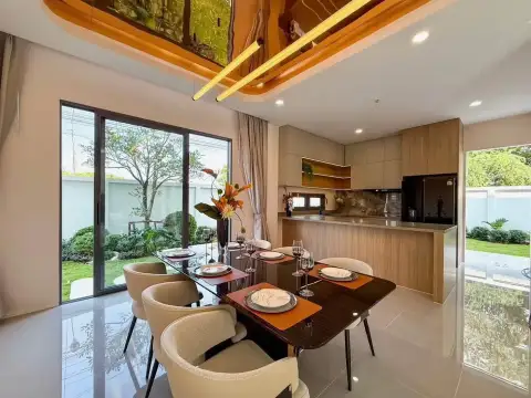6 Bedroom House for Sale in Jomtien, Pattaya, Thailand — 6-bedroom House — photo 4