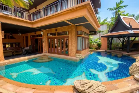 4 Bedroom House for Sale in Dharawadi spacious living room