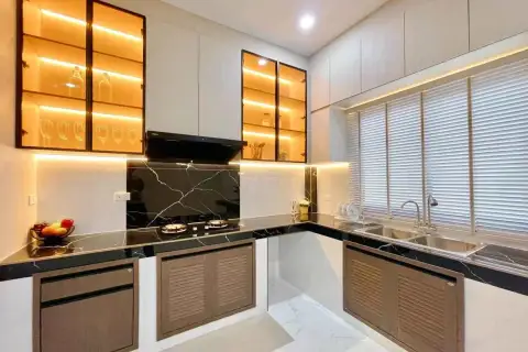 3 Bedroom House for Sale in Mabprachan, Pattaya, Thailand — 3-bedroom House — photo 5