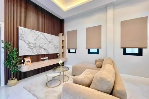 3 Bedroom House for Sale in Mabprachan, Pattaya, Thailand — 3-bedroom House — photo 2