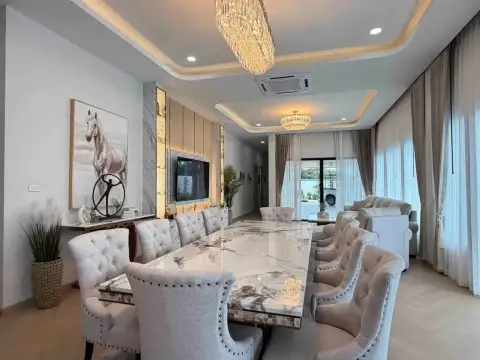 4 Bedroom House for Sale in Mabprachan, Pattaya, Thailand — 4-bedroom House — photo 2