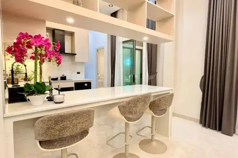 4 Bedroom House for Sale in Mabprachan, Pattaya, Thailand — 4-bedroom House — photo 5