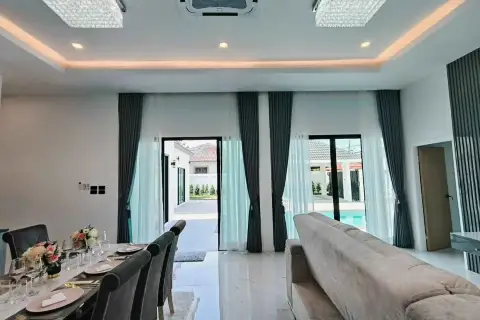 4 Bedroom House for Sale in Mabprachan, Pattaya, Thailand — 4-bedroom House — photo 4