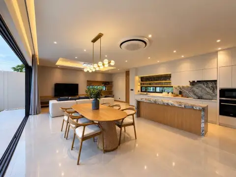 4 Bedroom House for Rent in Mabprachan, Pattaya, Thailand — 4-bedroom House — photo 3