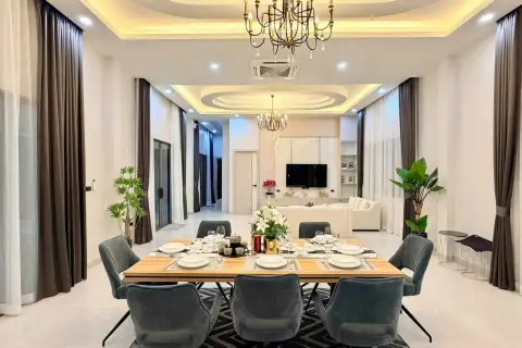 4 Bedroom House for Sale in Mabprachan, Pattaya, Thailand — 4-bedroom House — photo 4