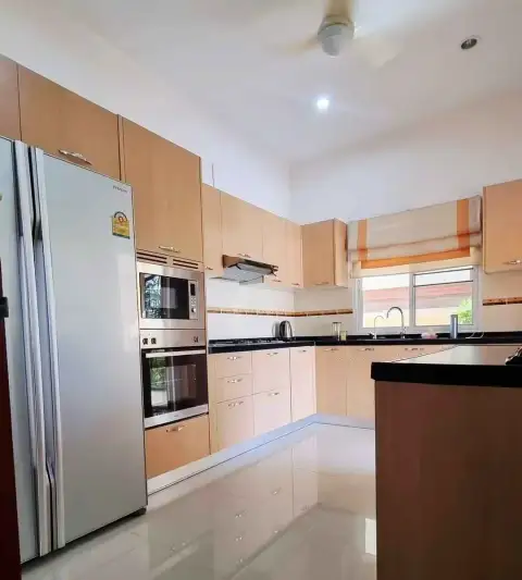 3 Bedroom House for Rent in Nong Pla Lai, Pattaya, Thailand — 3-bedroom House — photo 4