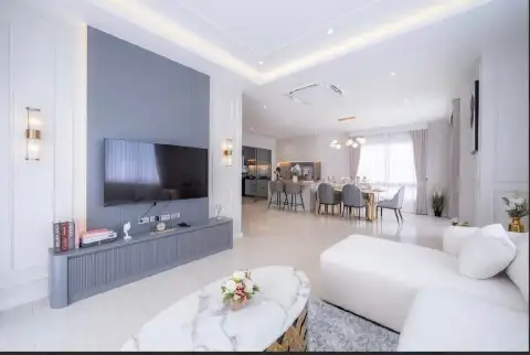 4 Bedroom House for Rent in Nong Pla Lai, Pattaya, Thailand — 4-bedroom House — photo 2