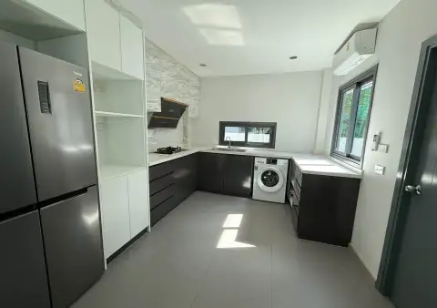 3 Bedroom House for Sale at Patta Define, Pattaya, Thailand — 3-bedroom House — photo 4