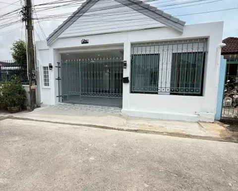 3 Bedroom House for Sale in East Pattaya, Pattaya, Thailand — 3-bedroom House — photo 2