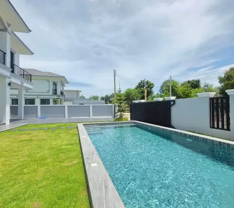 4 Bedroom House for Sale in Huai Yai, Pattaya, Thailand — 4-bedroom House — photo 3