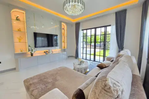 4 Bedroom House for Sale in Huai Yai, Pattaya, Thailand — 4-bedroom House — photo 4