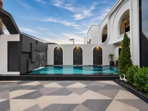 4 Bedroom House for Rent in Huai Yai, Pattaya, Thailand — 4-bedroom House — photo 2