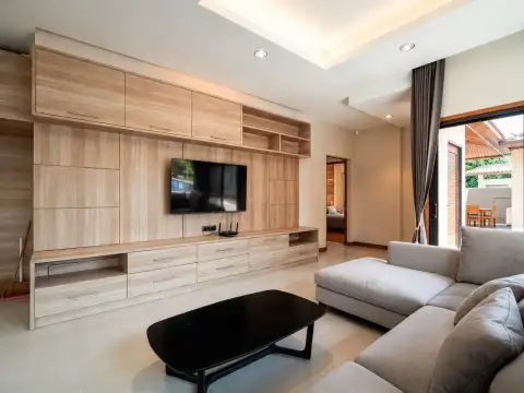 6 Bedroom House for Rent in Huai Yai, Pattaya, Thailand — 6-bedroom House — photo 3