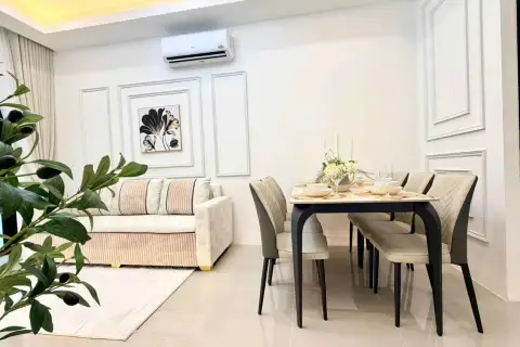 3 Bedroom Townhouse for Sale in East Pattaya, Pattaya, Thailand — 3-bedroom Townhouse — photo 4