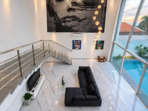 6 Bedroom House for Rent in Pratumnak Hill, Pattaya, Thailand — 6-bedroom House — photo 5