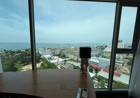 2 Bedroom Condo for Sale at The Riviera Jomtien, Pattaya, Thailand — 2-bedroom Condo — photo 2