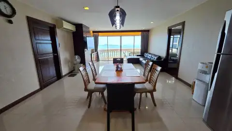 3 Bedroom Condo for Rent at Sky Beach, Pattaya, Thailand — 3-bedroom Condo — photo 2