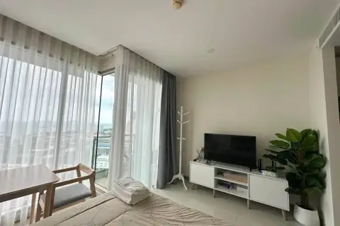 Studio Condo for Rent at The Riviera Jomtien, Pattaya, Thailand — Condo — photo 3