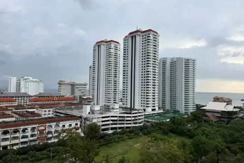 Studio Condo for Rent at View Talay 5D, Pattaya, Thailand — Condo — photo 3