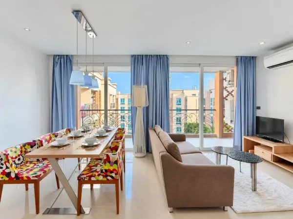 2卧公寓出租,位于 Atlantis Condo Resort