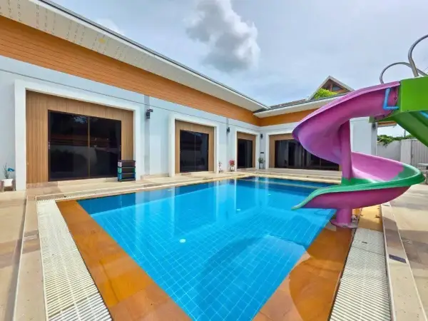 3 Bedroom House for Rent in Bang Sare