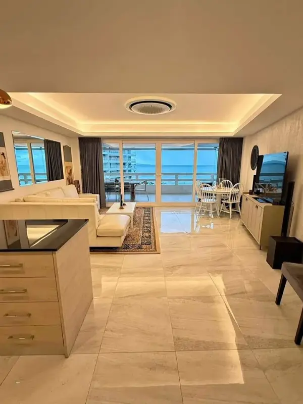 1卧公寓出售和出租,位于 Grand Condotel