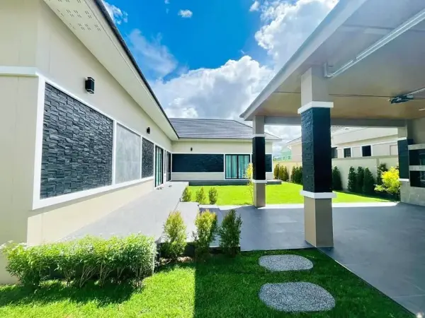 3 Bedroom House for Sale in Mabprachan