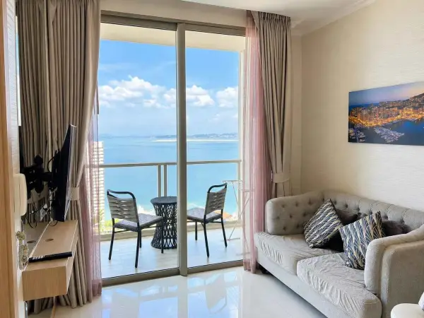 1 Bedroom Condo for Rent at Riviera Wong Amat Beach