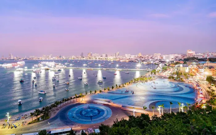 Should You Live in Pattaya or Hua Hin?