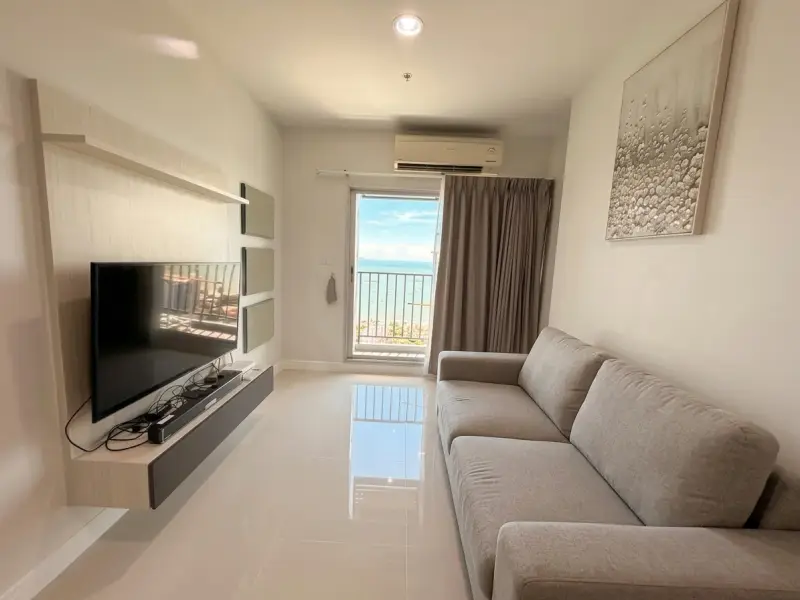 Condo de 2 chambres à vendre au Centric Sea – Appartement à vendre à Pattaya